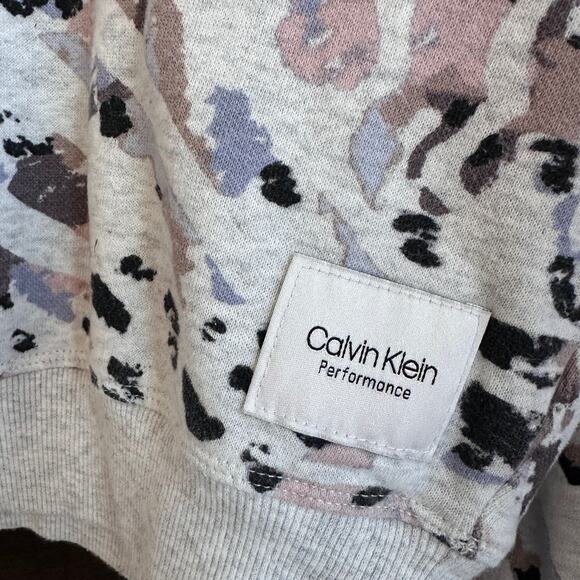 Calvin Klein Cropped Camo Sweatshirt- Size XL - Picture 3 of 9